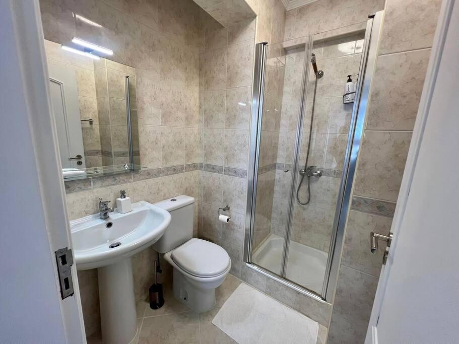 Luxury Modern Beach Apartment Quarteira Buitenkant foto